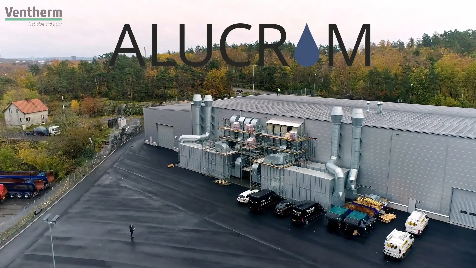 Ventherm Alucrom industrial building with exterior ventilation systems